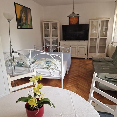 Apartman Studio Nena 크리크베니카 외부 사진